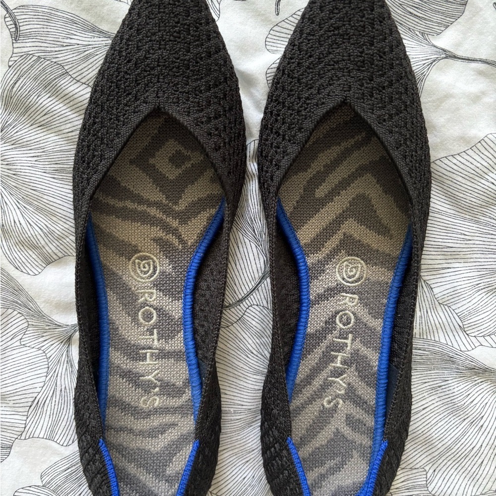 ✨Rothy’s Black Honeycomb points 9 EUC ✨